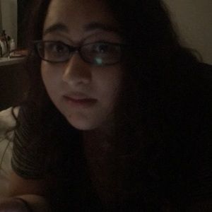 Meet your Posher, Abigail